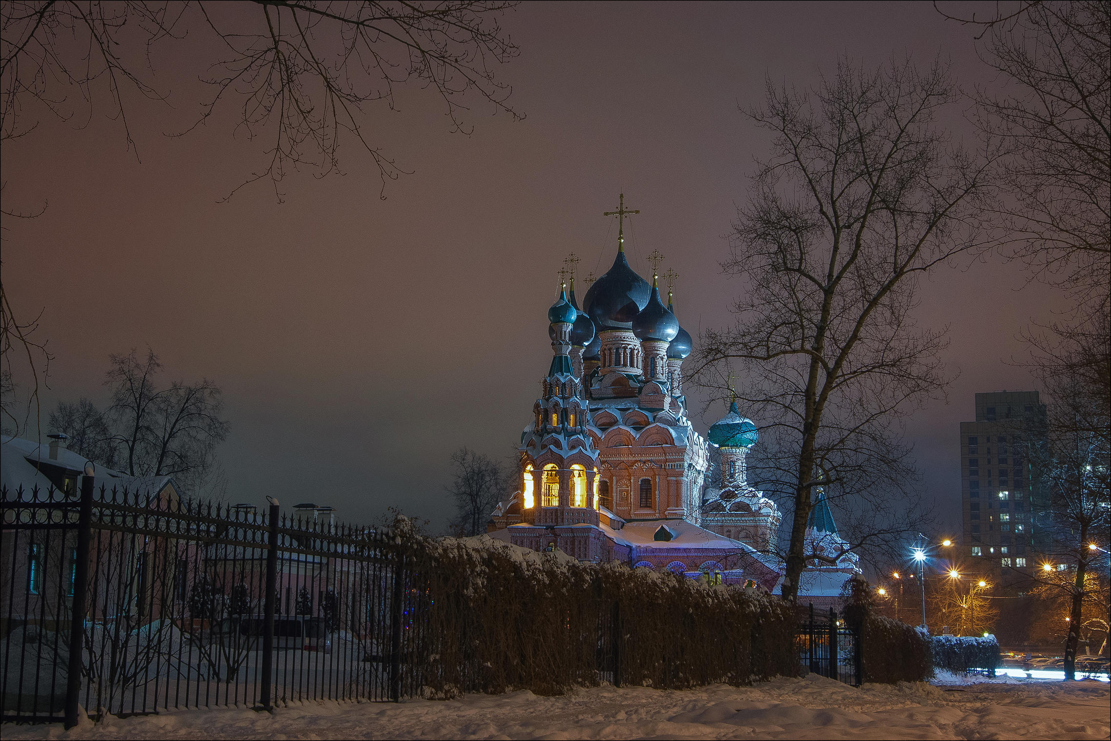 Божественная литургия в новогоднюю ночь